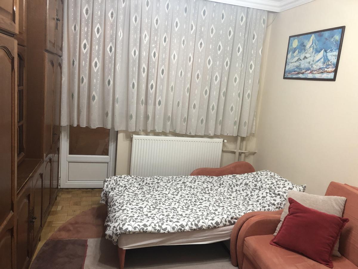 Ulpiana Apartment Pristina Exterior foto